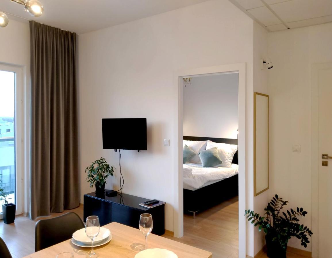 Apartament 9, Z Oddzielna Sypialnia! วอร์ซอ ภายนอก รูปภาพ